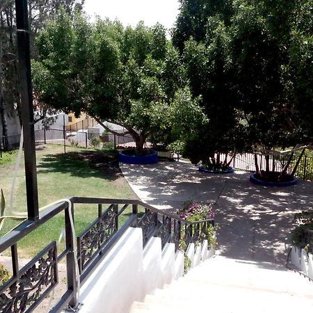 Quinta Los Arrayanes Hotel Ensenada Bagian luar foto