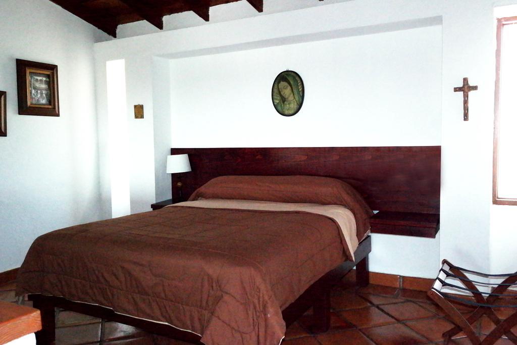 Quinta Los Arrayanes Hotel Ensenada Ruang foto