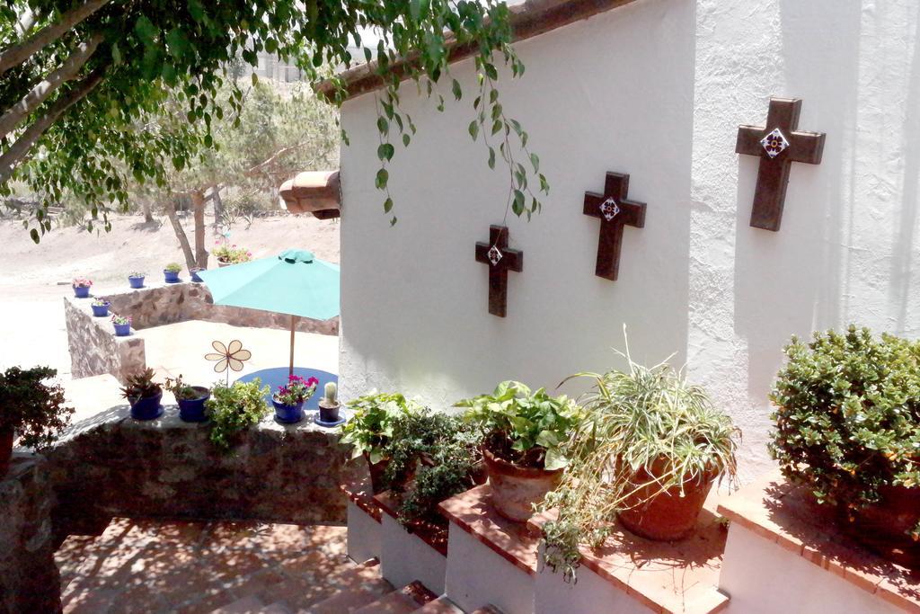 Quinta Los Arrayanes Hotel Ensenada Ruang foto