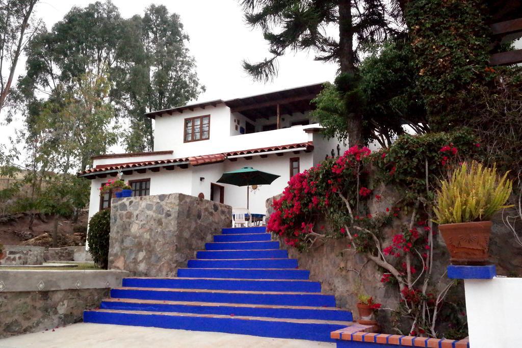 Quinta Los Arrayanes Hotel Ensenada Bagian luar foto
