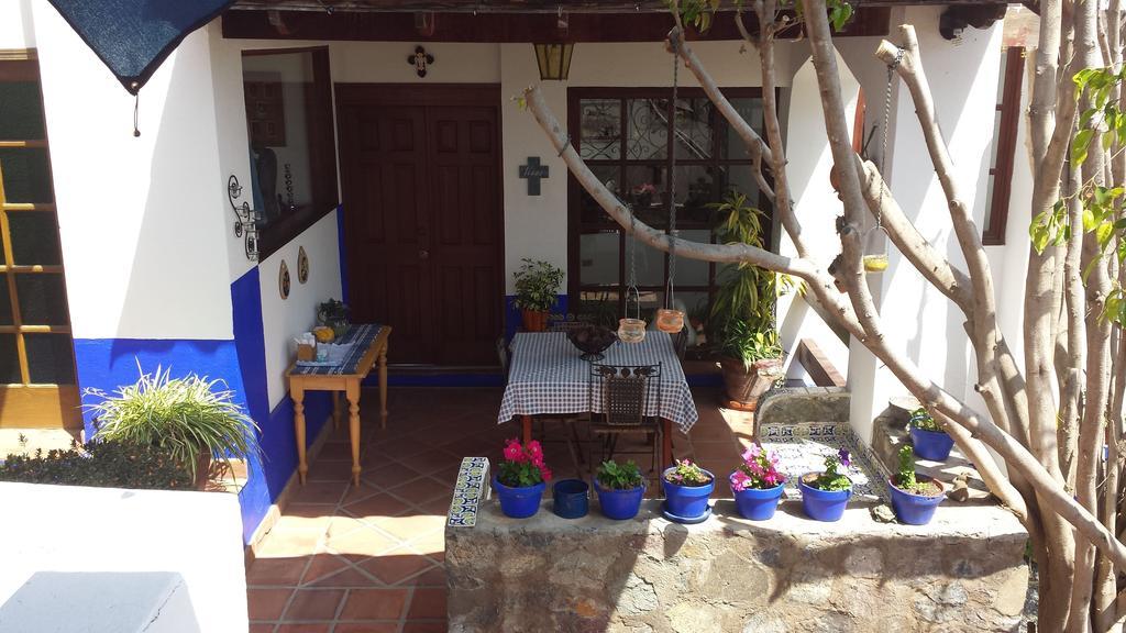 Quinta Los Arrayanes Hotel Ensenada Ruang foto